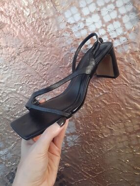 Zara Leather Black Strappy Square-Toe Slingback Heels